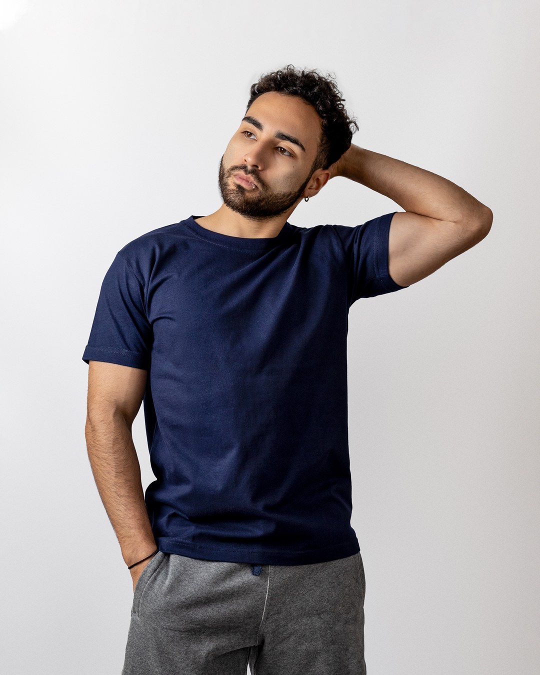 camiseta básica azul marino