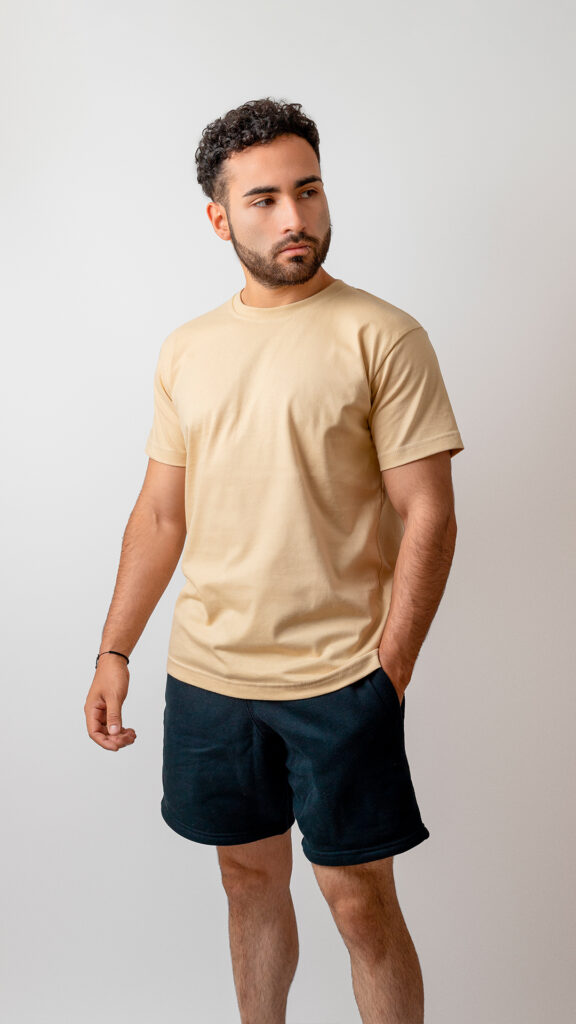 camisetas básicas beige