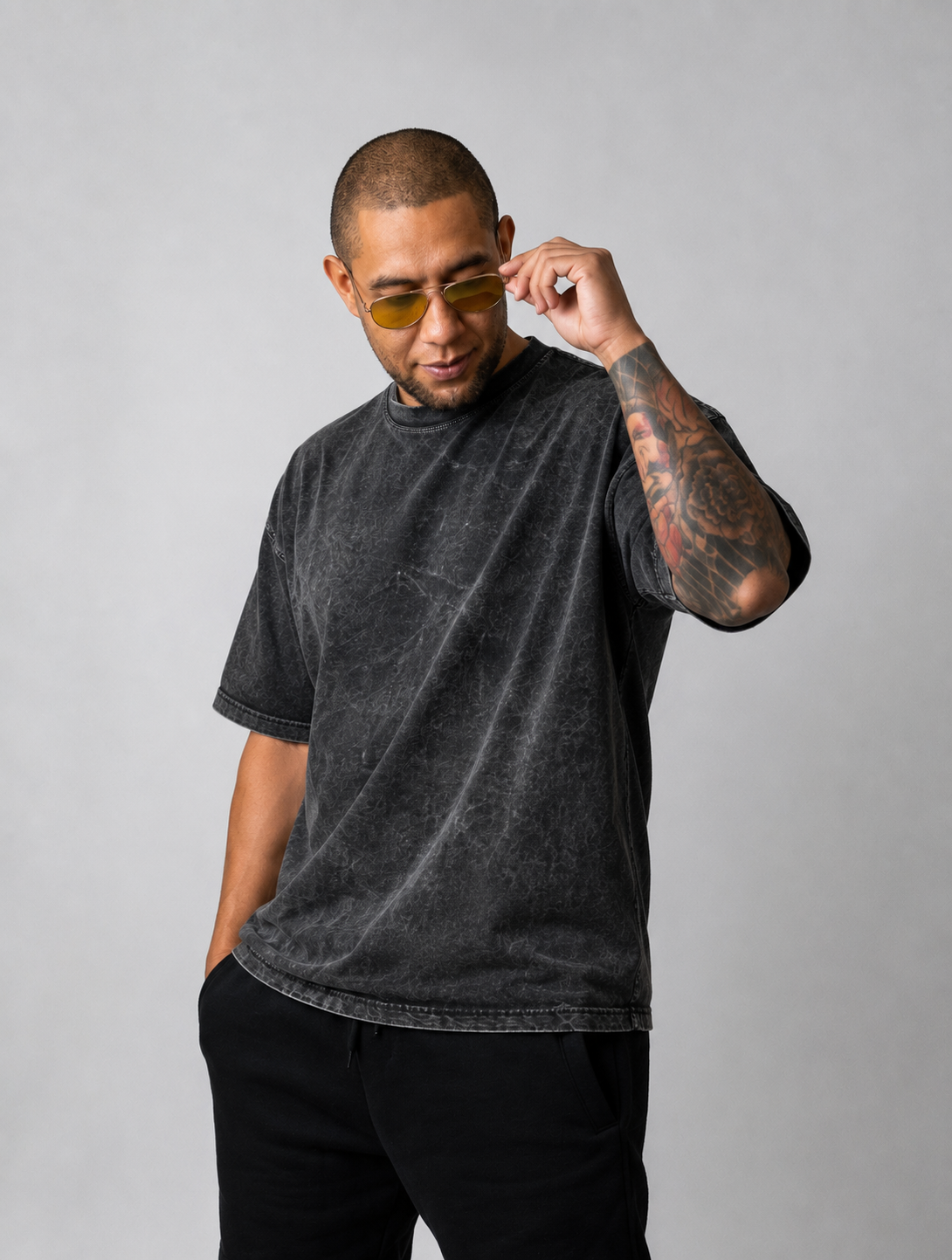 Camiseta oversize acid wash negra